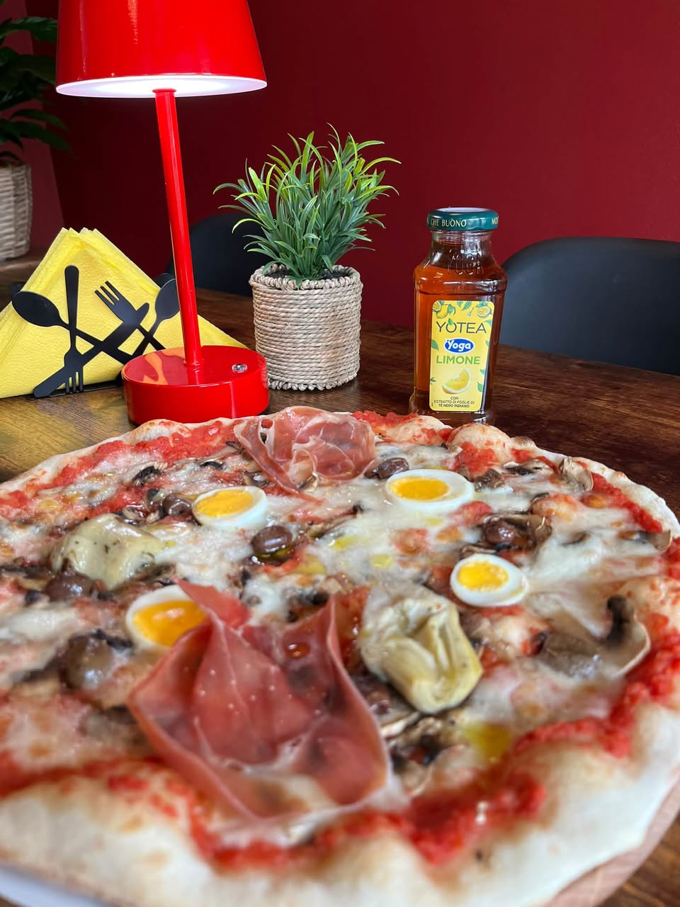 Capricciosa przygotowana w PizzArte